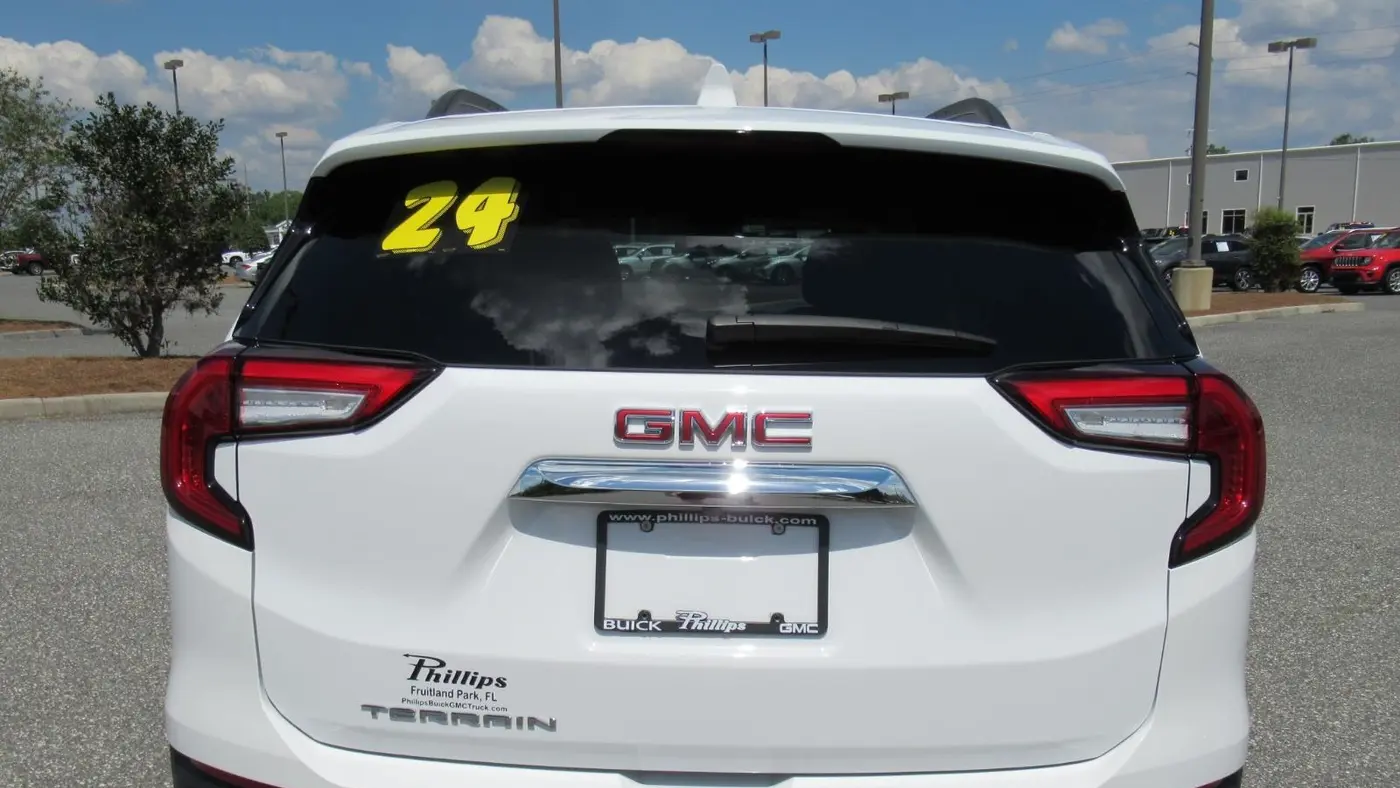 2024 GMC Terrain SLE