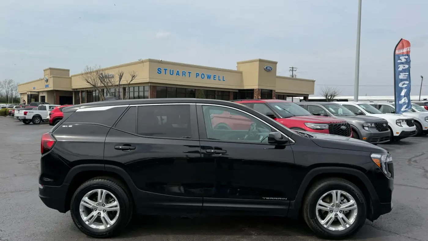 2024 GMC Terrain SLE