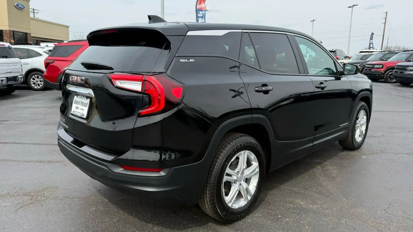 2024 GMC Terrain SLE