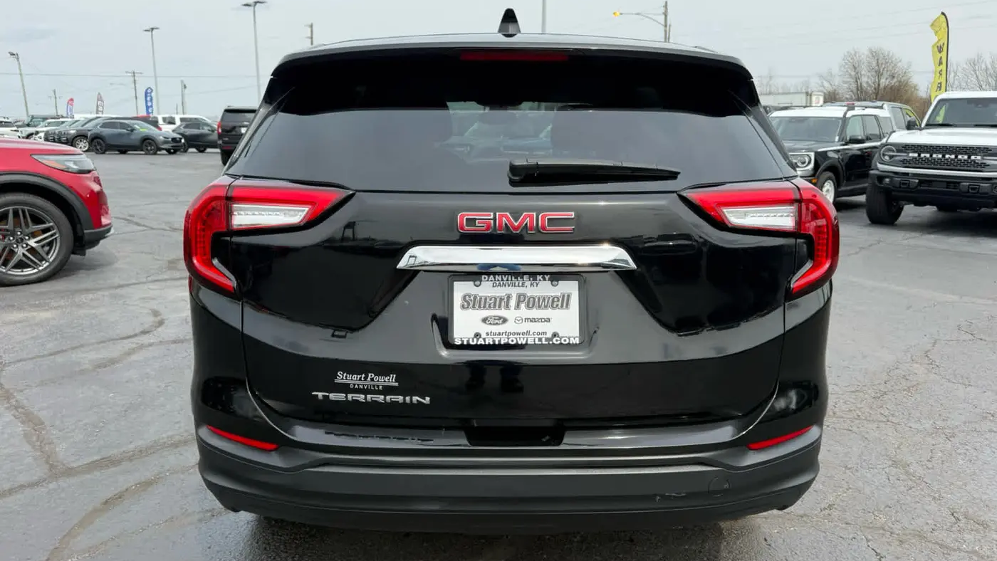 2024 GMC Terrain SLE