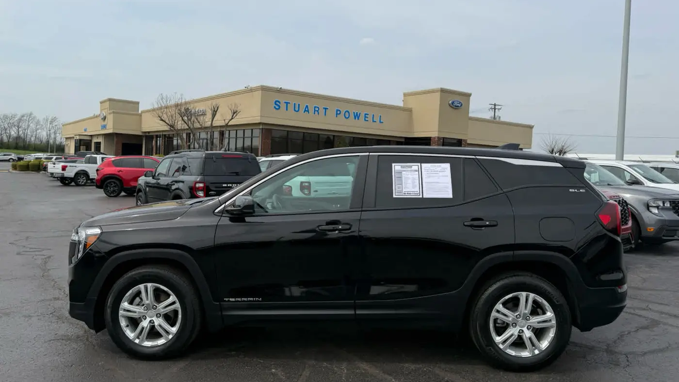 2024 GMC Terrain SLE