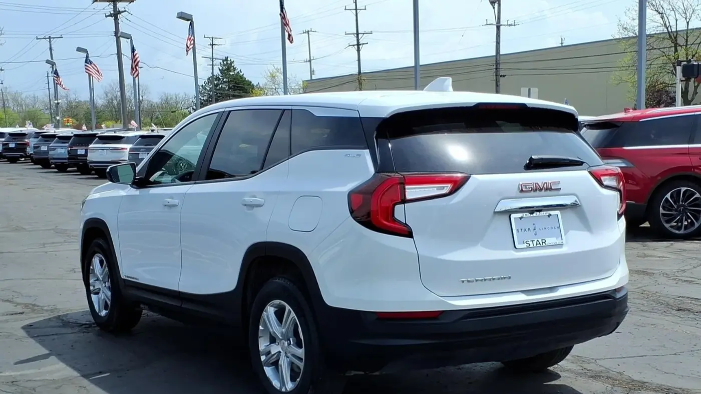2024 GMC Terrain SLE