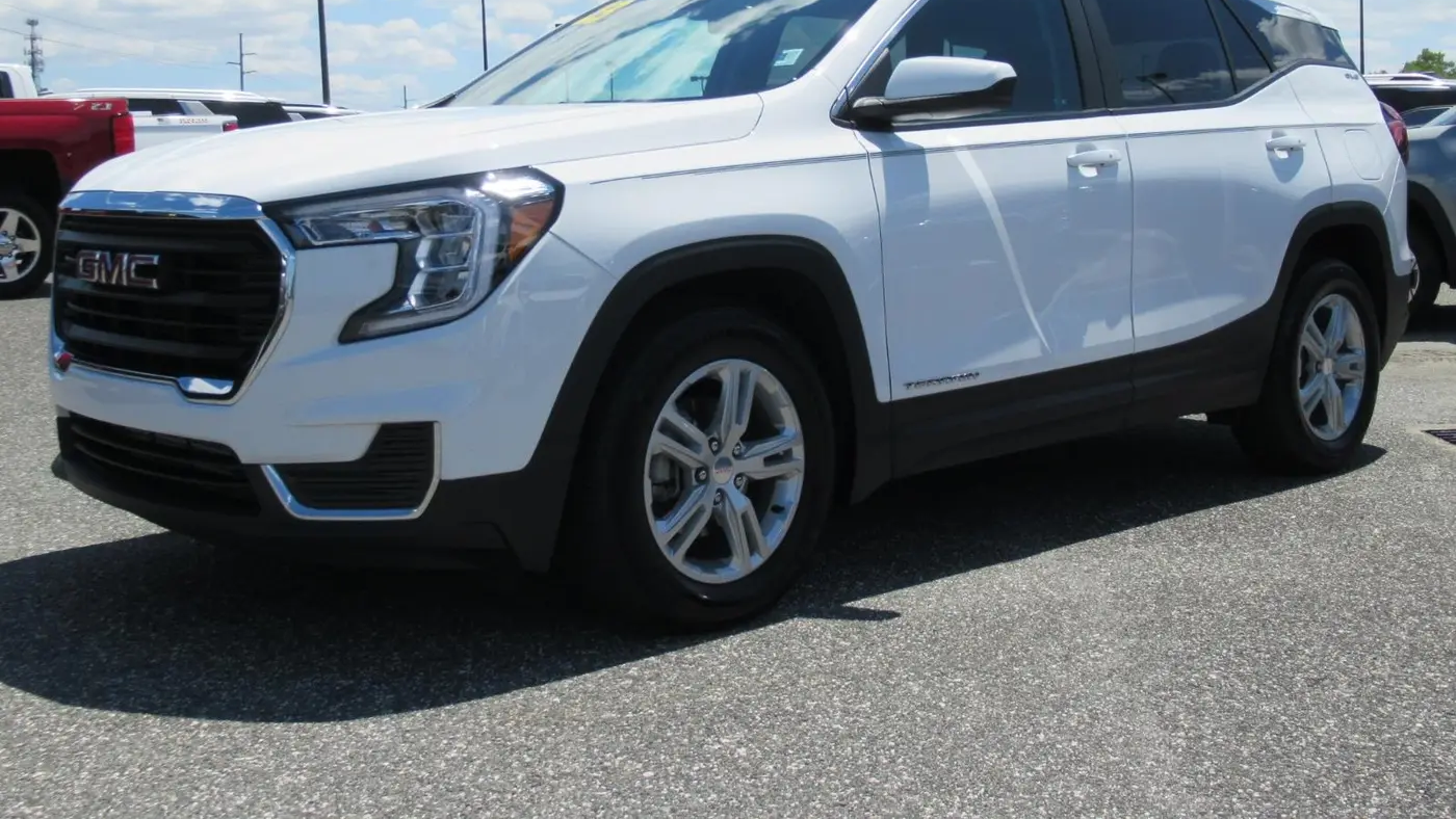 2023 GMC Terrain SLE