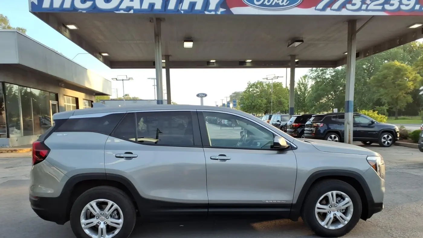 2024 GMC Terrain SLE
