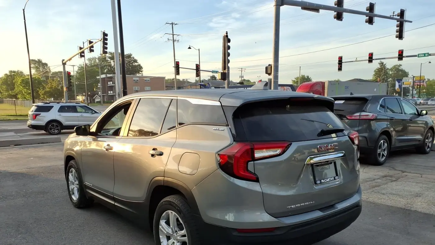 2024 GMC Terrain SLE