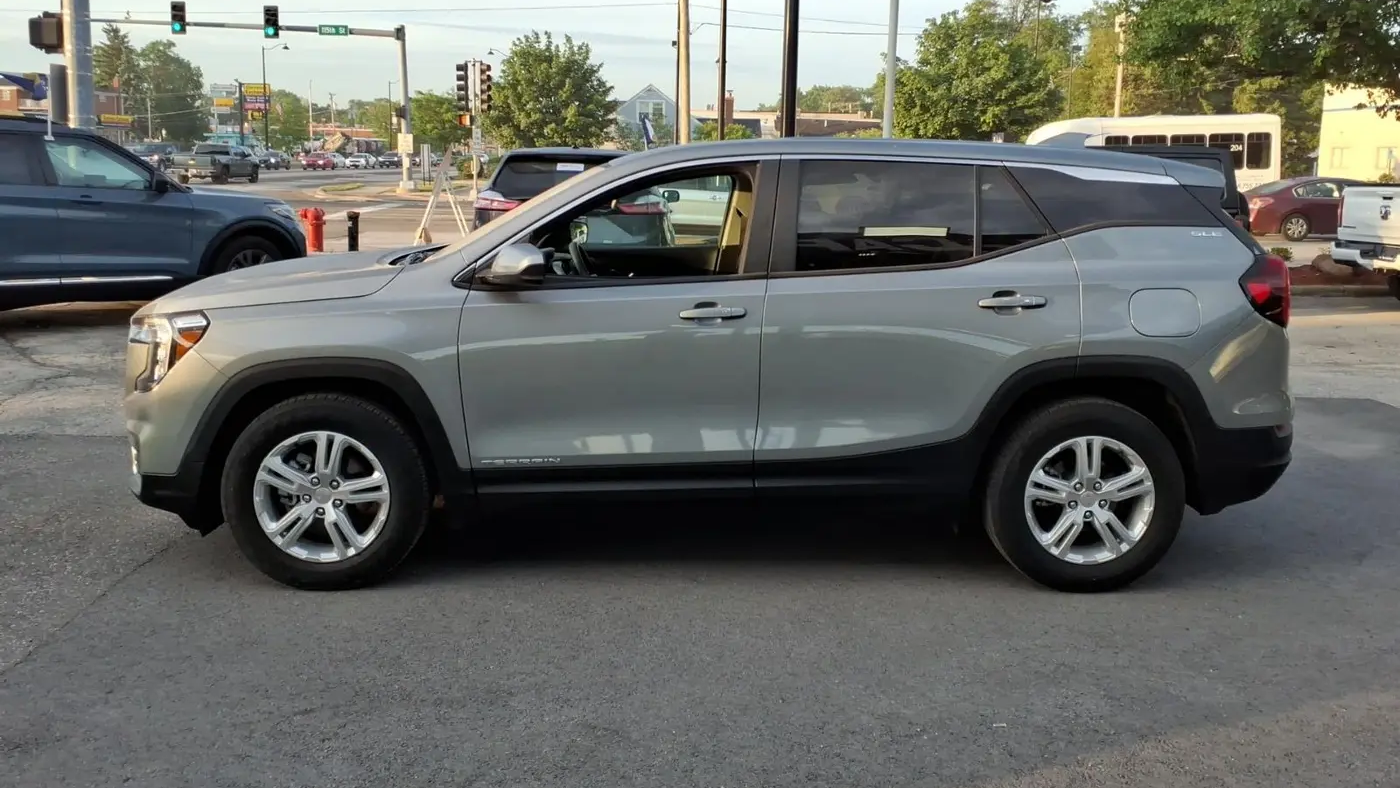 2024 GMC Terrain SLE