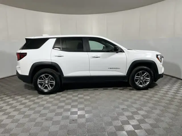 2026 GMC Terrain - $28,899