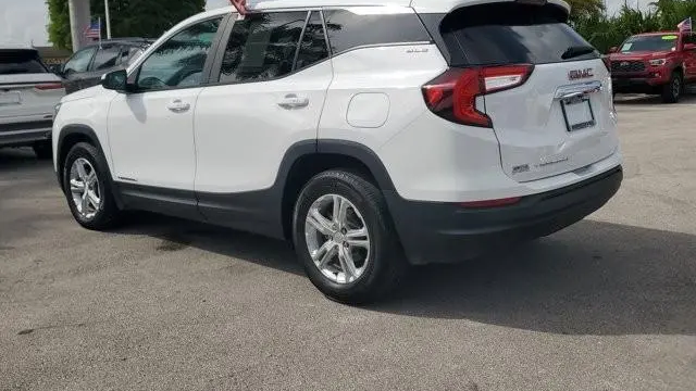 2024 GMC Terrain SLE