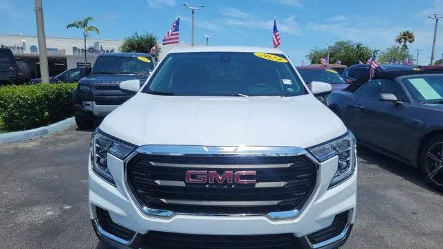2024 GMC Terrain SLE