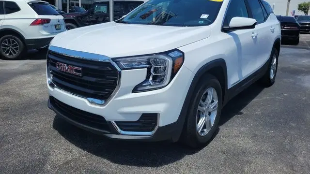 2024 GMC Terrain SLE