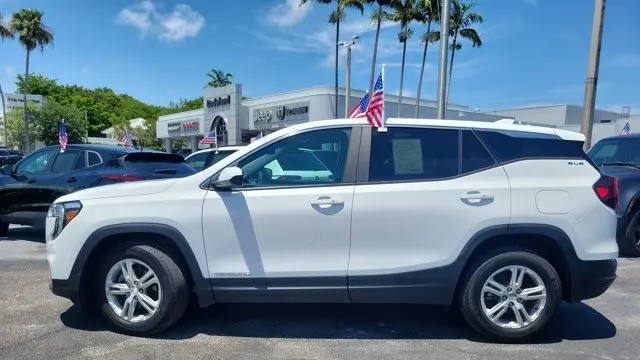2024 GMC Terrain SLE