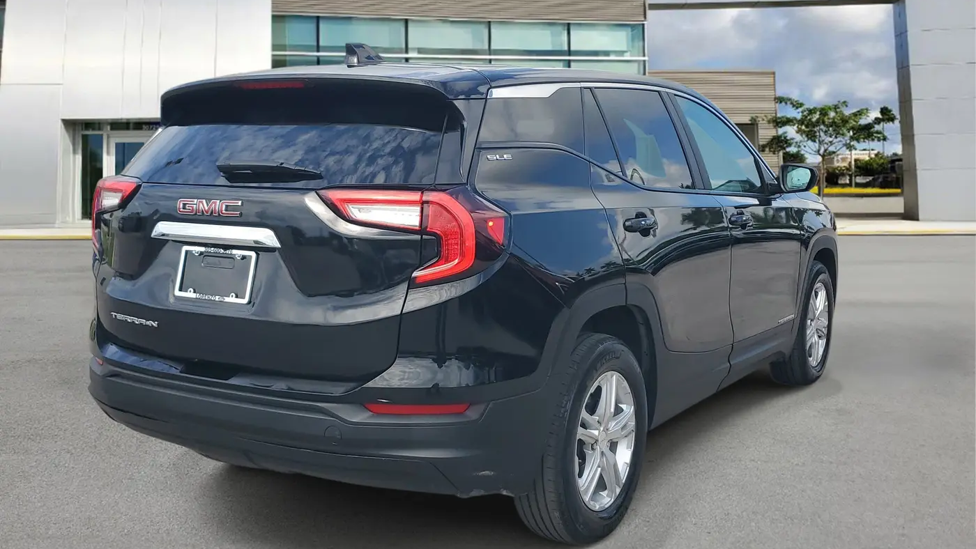 2024 GMC Terrain SLE