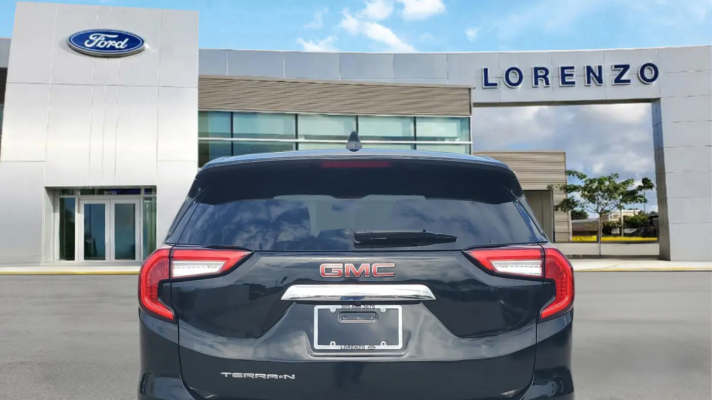 2024 GMC Terrain SLE