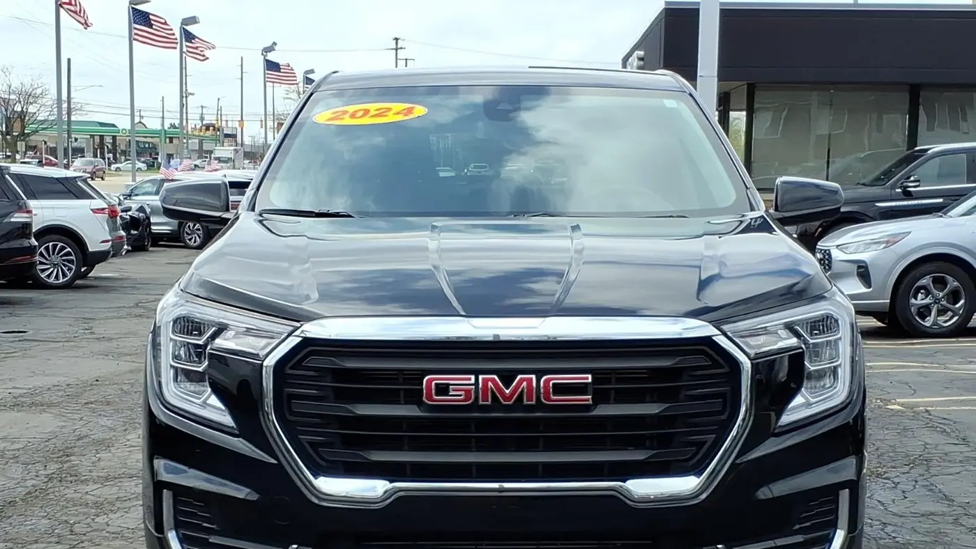 2024 GMC Terrain SLE