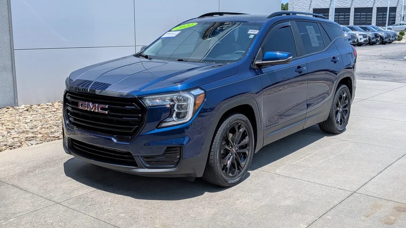 2022 GMC Terrain SLE