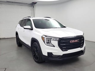 2022 GMC Terrain with Summit White Exterior