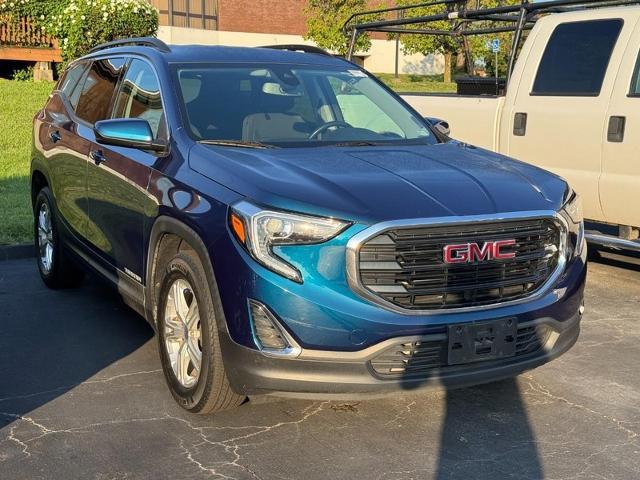 2020 GMC Terrain SLE — photo 1 of 6
