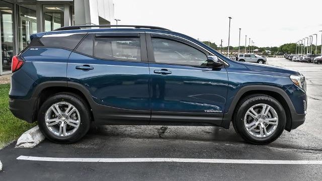 2021 GMC Terrain SLE