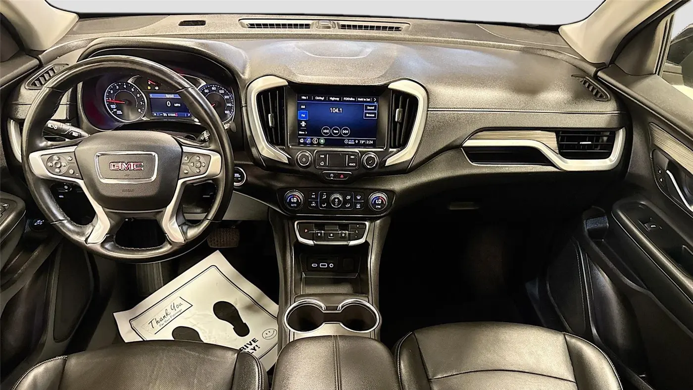 2024 GMC Terrain SLT