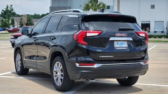 2024 GMC Terrain SLT