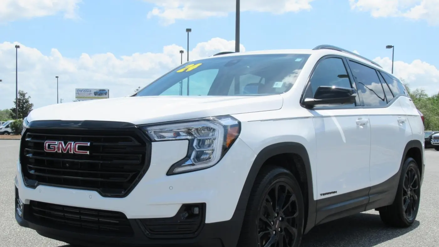 2024 GMC Terrain SLT