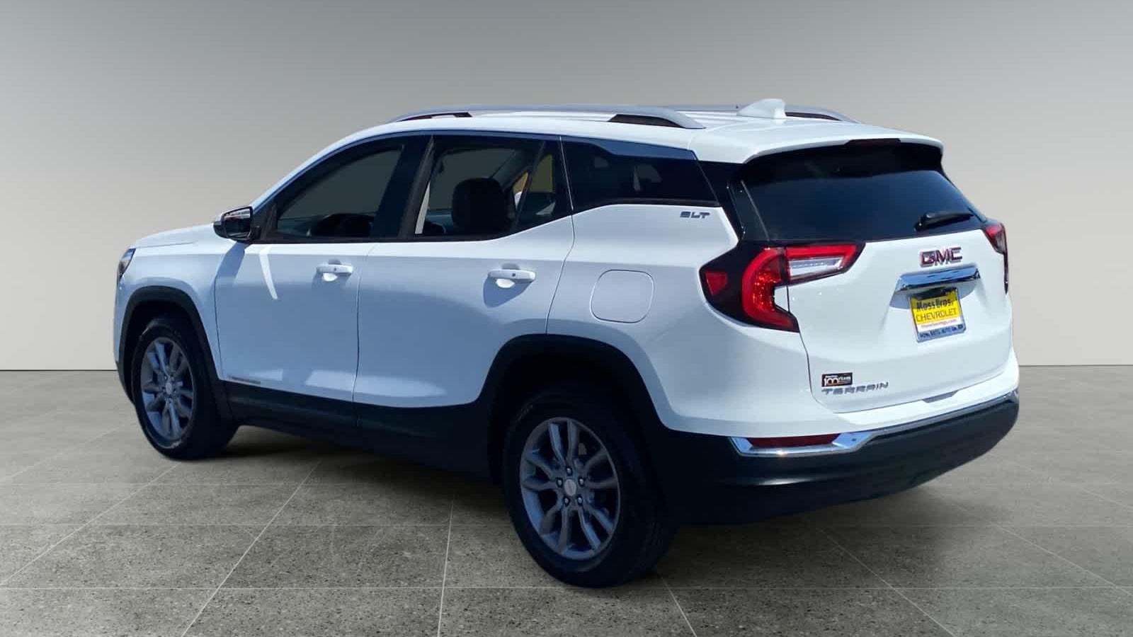 2024 GMC Terrain SLT