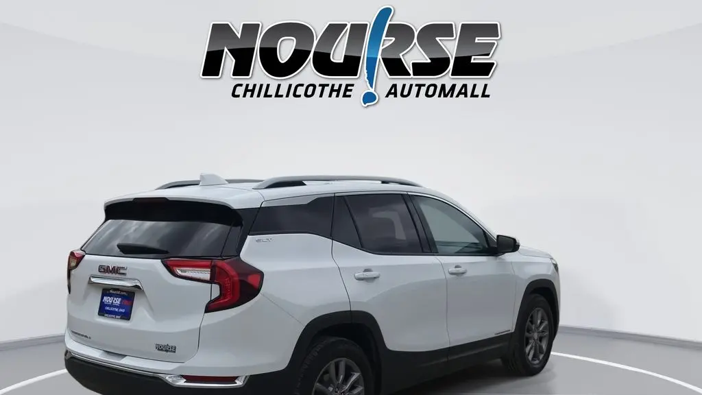 2023 GMC Terrain SLT