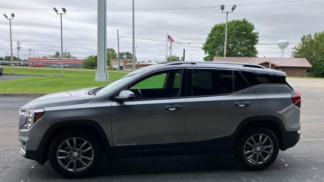 2024 GMC Terrain SLT