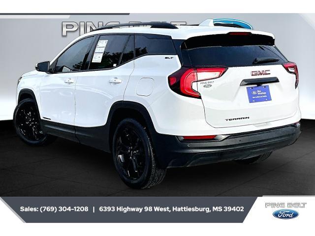 2022 GMC Terrain SLT — photo 1 of 12