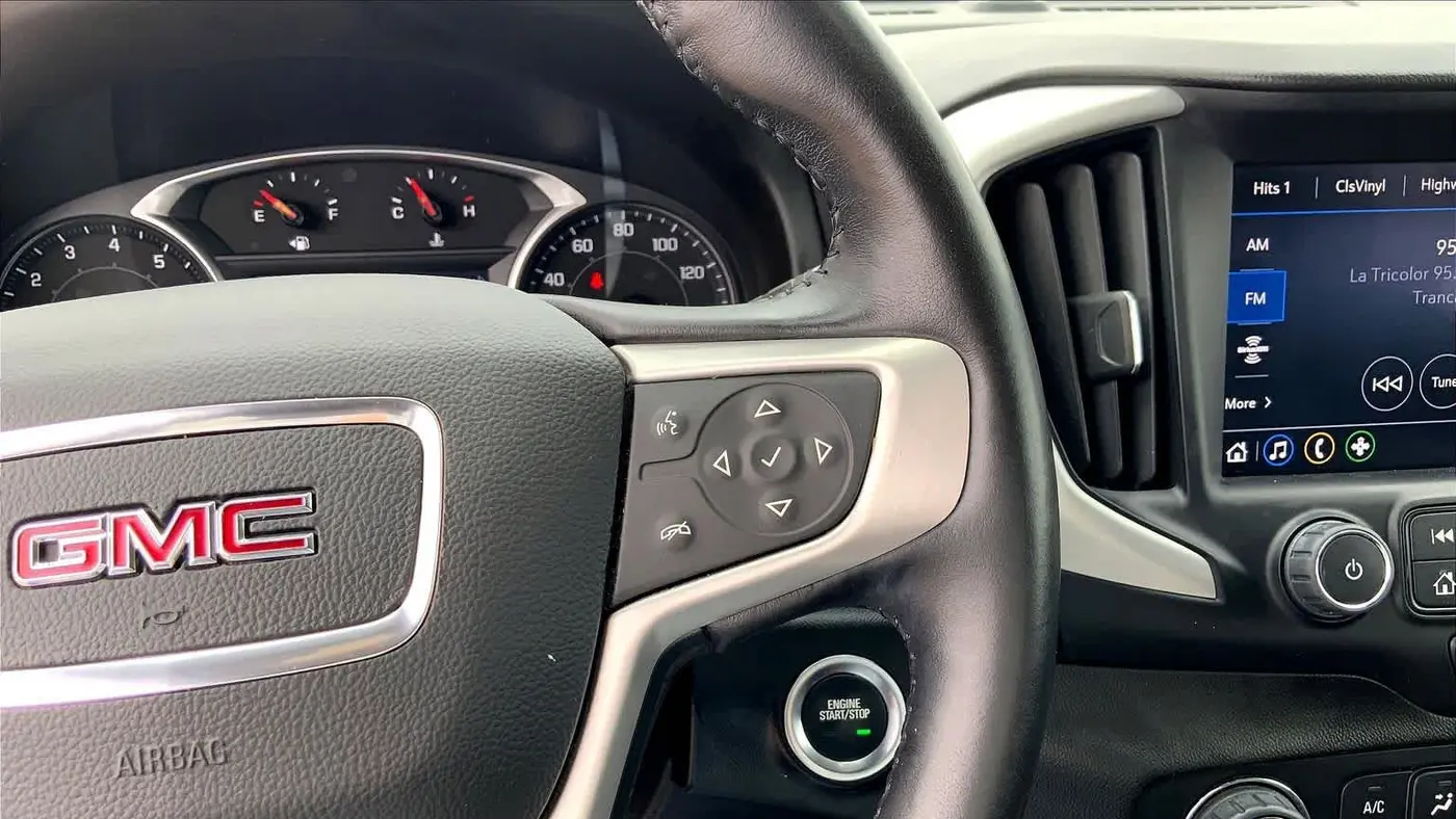 2022 GMC Terrain SLT