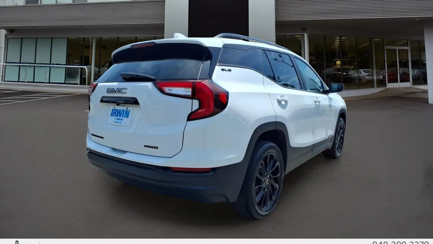 2023 GMC Terrain SLE