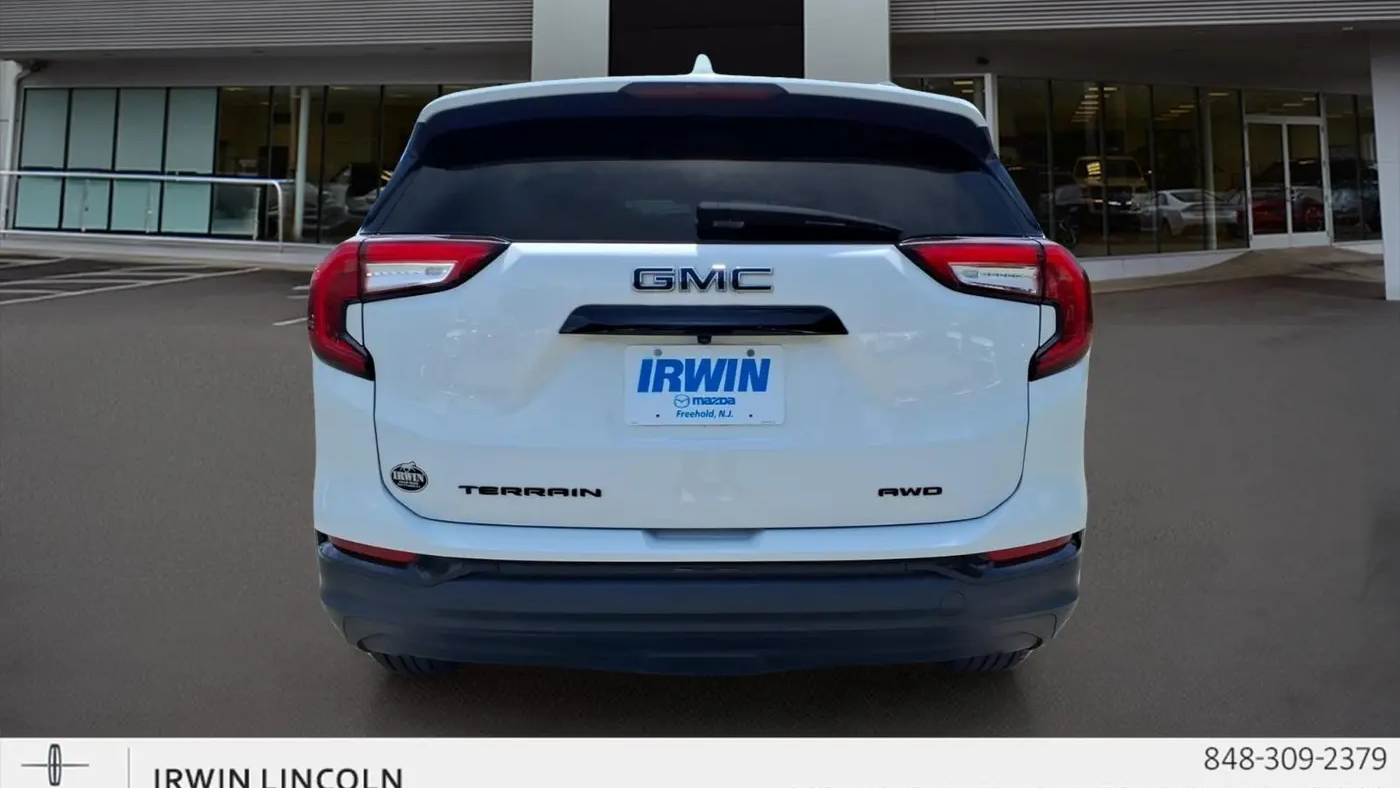 2023 GMC Terrain SLE