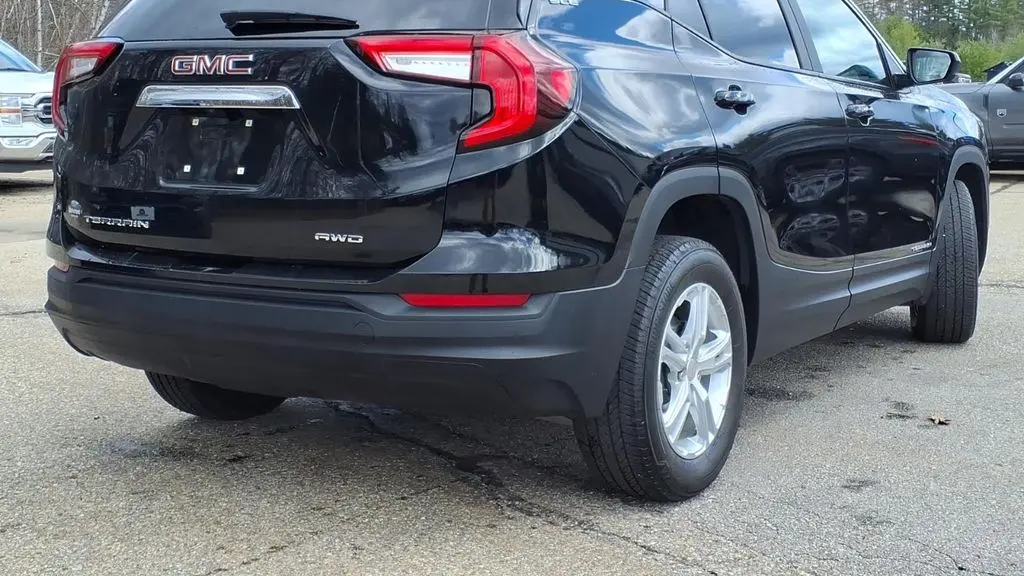 2023 GMC Terrain SLE
