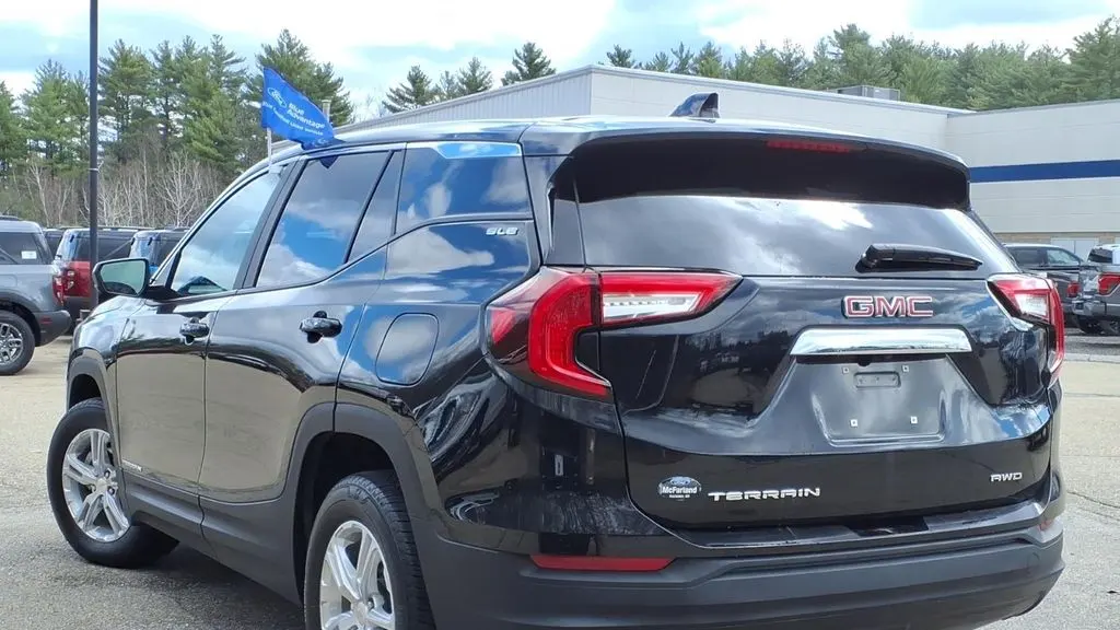 2023 GMC Terrain SLE