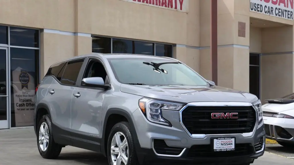 2024 GMC Terrain SLE