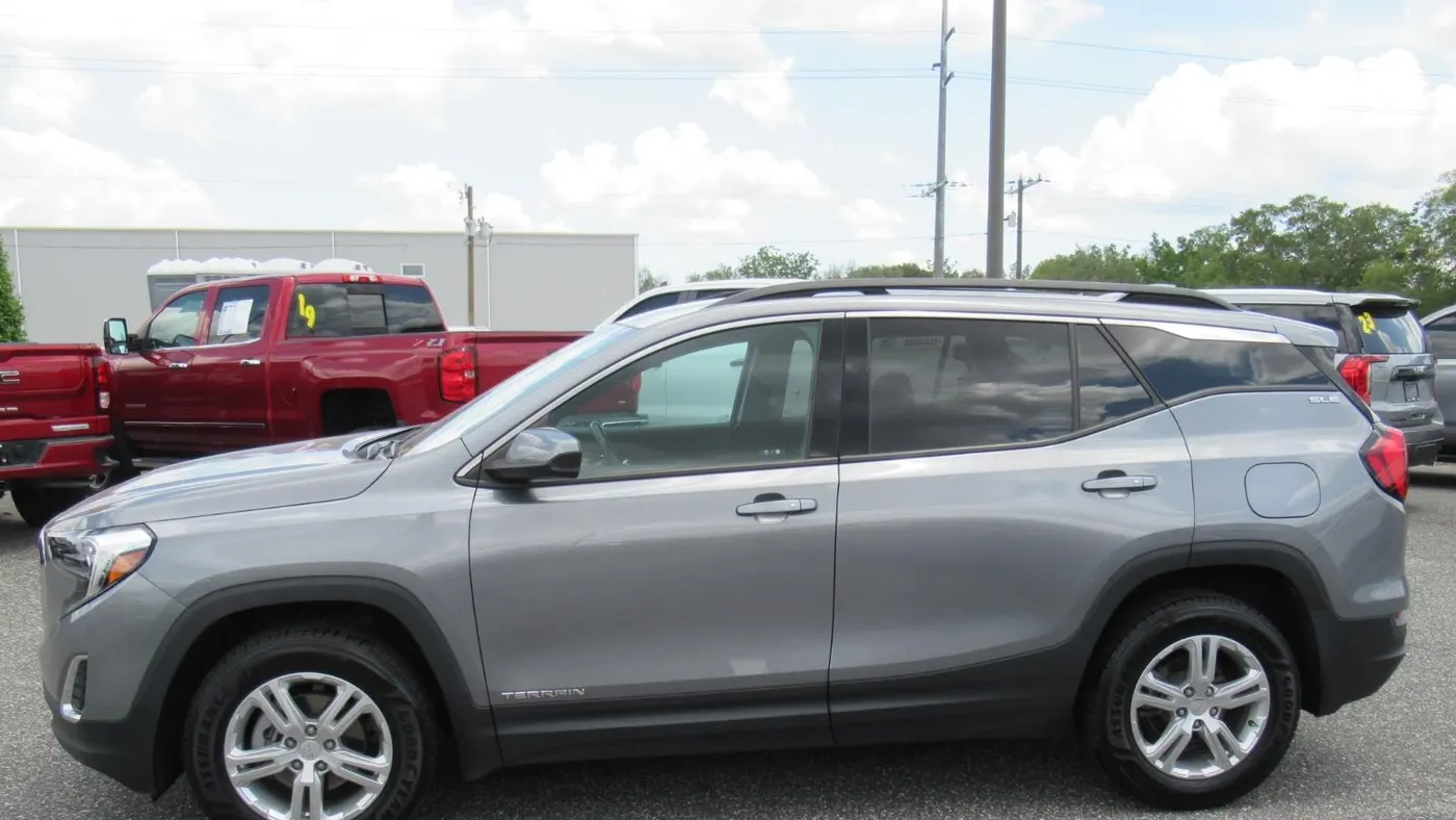 2020 GMC Terrain SLE