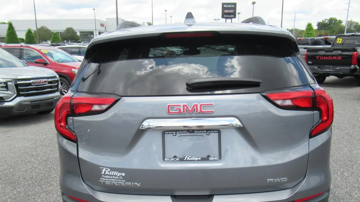 2020 GMC Terrain SLE