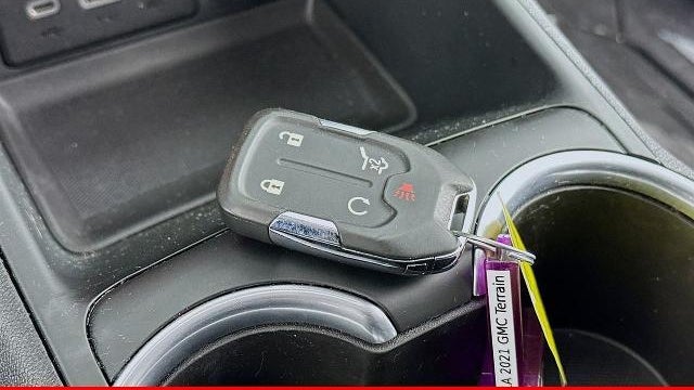 2021 GMC Terrain SLE