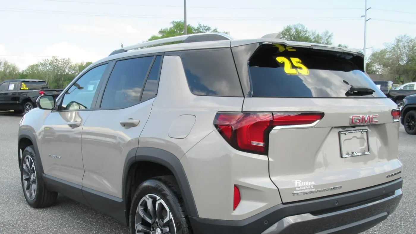 2025 GMC Terrain Elevation