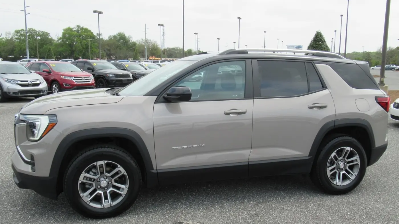 2025 GMC Terrain Elevation