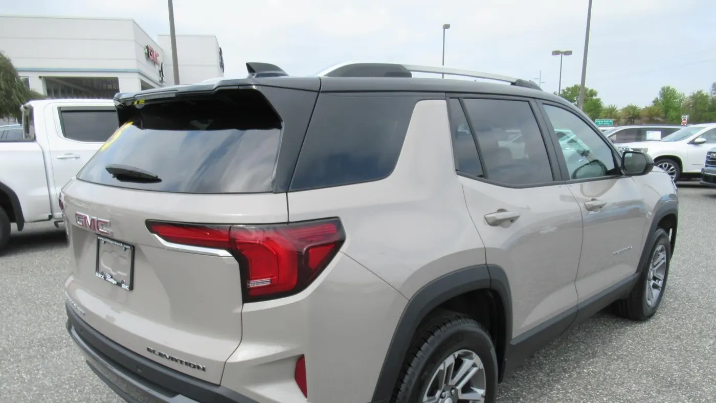 2025 GMC Terrain Elevation