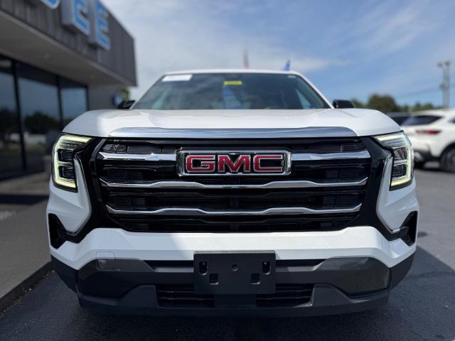2025 GMC Terrain - $27,900