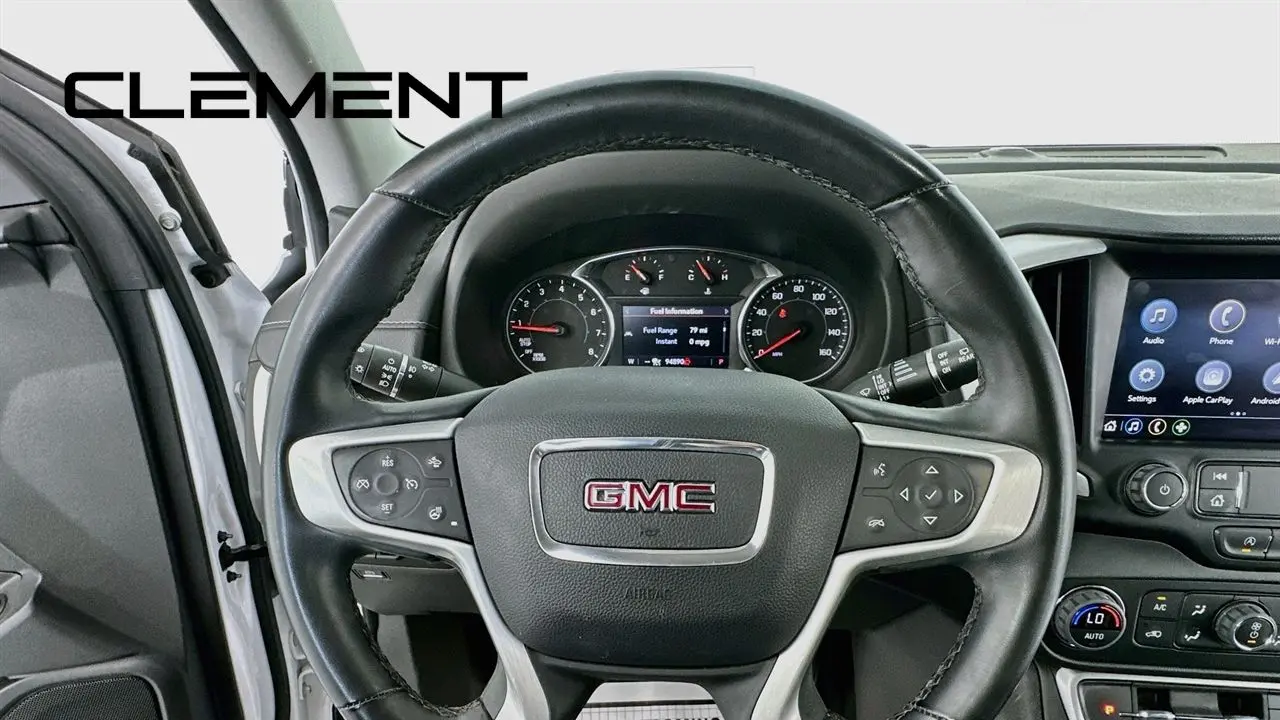 2023 GMC Terrain SLT