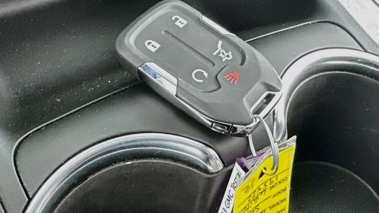 2023 GMC Terrain SLT
