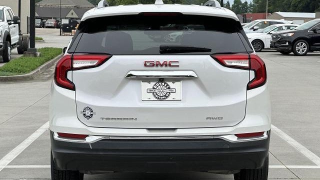 2023 GMC Terrain SLT