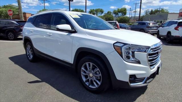 2023 GMC Terrain SLT