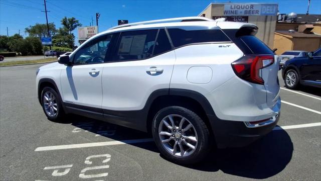 2024 GMC Terrain SLT