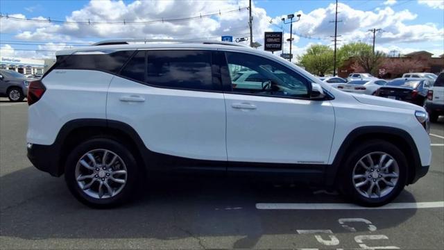 2024 GMC Terrain SLT