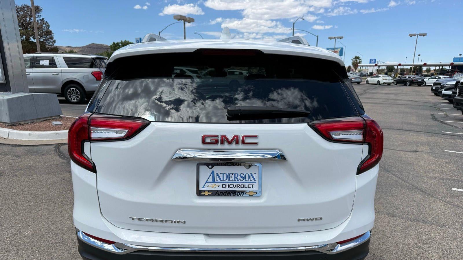 2024 GMC Terrain SLT