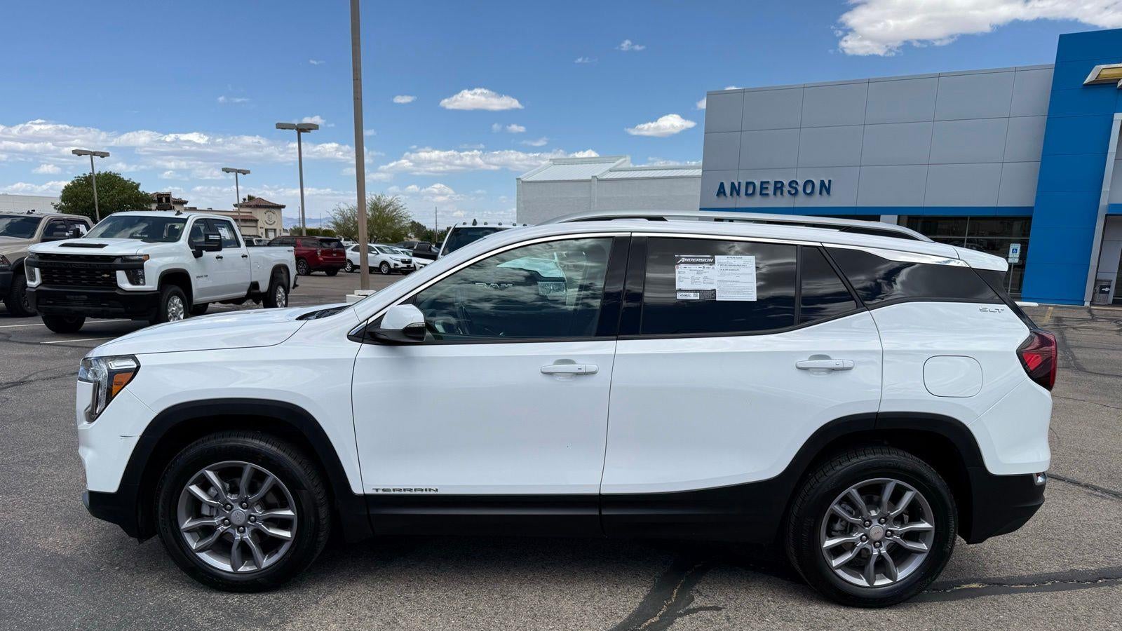 2024 GMC Terrain SLT